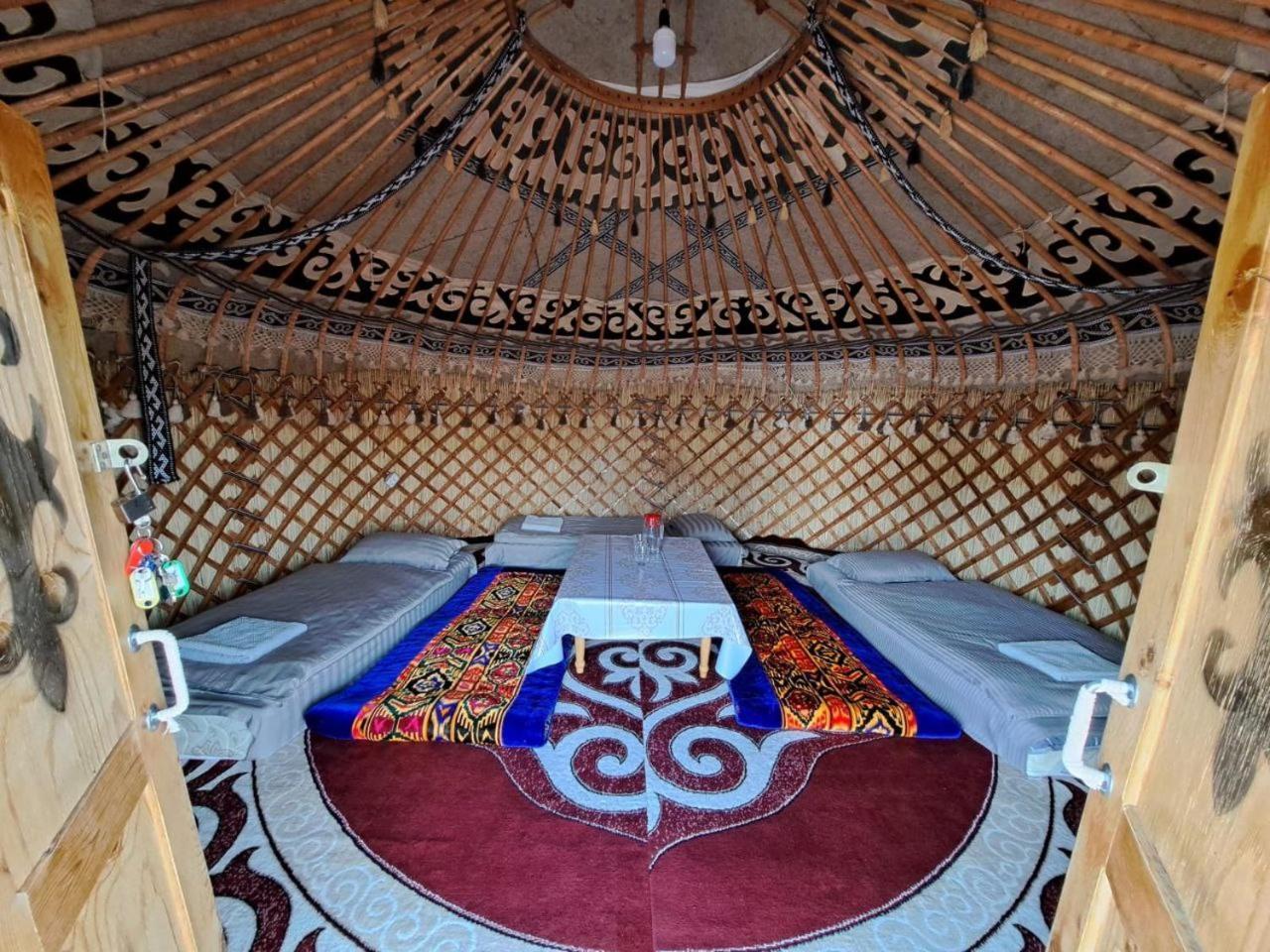 Bed and Breakfast Agat Yurt Camp Kaji-Say Екстер'єр фото